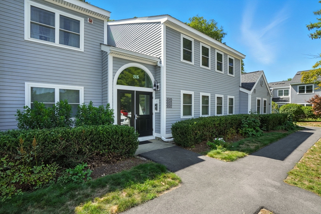 3503 Tuckers Lane, Hingham, Massachusetts, 2 Bedrooms Bedrooms, 5 Rooms Rooms,2 BathroomsBathrooms,Residential Lease,For Rent,Tuckers Lane,73431533