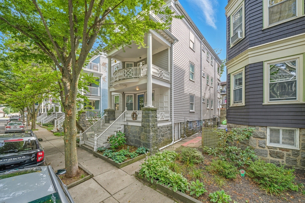 22 Trescott St, Boston, Massachusetts, 9 Bedrooms Bedrooms, 18 Rooms Rooms,4.5 BathroomsBathrooms,Residential Income,For Sale,Trescott St,73433951