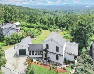 58 North Rd, Montgomery, Massachusetts, 3 Bedrooms Bedrooms, 7 Rooms Rooms,2 BathroomsBathrooms,Residential,For Sale,North Rd,73424957