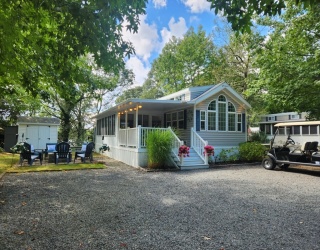 185 Cotuit Rd., Sandwich, Massachusetts, 2 Bedrooms Bedrooms, 5 Rooms Rooms,1 BathroomBathrooms,Residential,For Sale,Cotuit Rd.,73430804