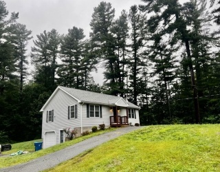 148 Frost Rd, Tyngsborough, Massachusetts, 2 Bedrooms Bedrooms, 4 Rooms Rooms,1 BathroomBathrooms,Residential Lease,For Rent,Frost Rd,73428055