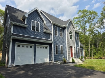 390 Marshall St, Leicester, Massachusetts, 4 Bedrooms Bedrooms, 11 Rooms Rooms,3 BathroomsBathrooms,Residential,For Sale,Marshall St,73322473