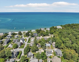 35 Bradford Rd, Brewster, Massachusetts, 3 Bedrooms Bedrooms, 7 Rooms Rooms,1.5 BathroomsBathrooms,Residential,For Sale,Bradford Rd,73440039