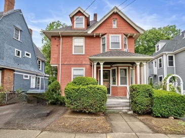 8 Hollis Street, Newton, Massachusetts, 4 Bedrooms Bedrooms, 7 Rooms Rooms,2 BathroomsBathrooms,Residential,For Sale,Hollis Street,73410604