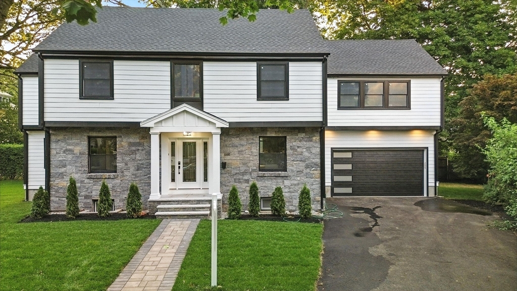 22 Bonmar Cir, Newton, Massachusetts, 4 Bedrooms Bedrooms, 8 Rooms Rooms,4.5 BathroomsBathrooms,Residential,For Sale,Bonmar Cir,73411689