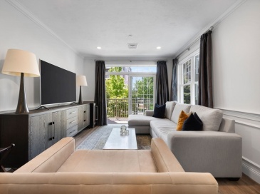 320 Middlesex Ave, Medford, Massachusetts, 1 Bedroom Bedrooms, 3 Rooms Rooms,1 BathroomBathrooms,Residential,For Sale,Middlesex Ave,73380897 320 Middlesex Ave, Medford, Massachusetts, 1 Bedroom Bedrooms, 3 Rooms Rooms,1 BathroomBathrooms,Residential,For Sale,Middlesex Ave,73380897