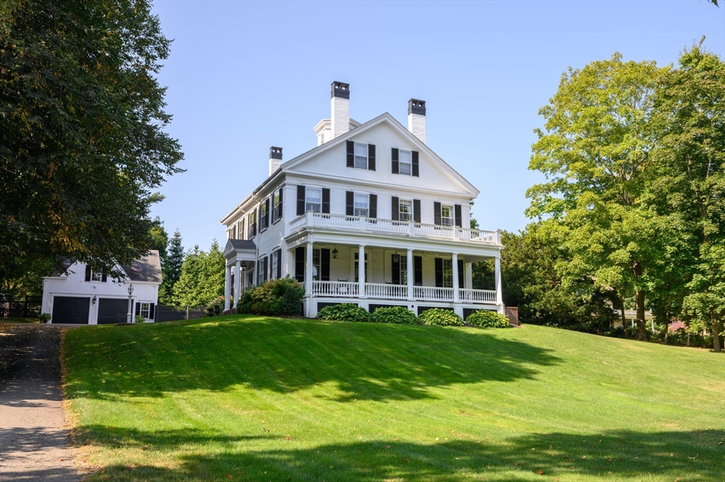 50 Lincoln Street, Hingham, Massachusetts, 6 Bedrooms Bedrooms, 14 Rooms Rooms,3.5 BathroomsBathrooms,Residential,For Sale,Lincoln Street,73357497