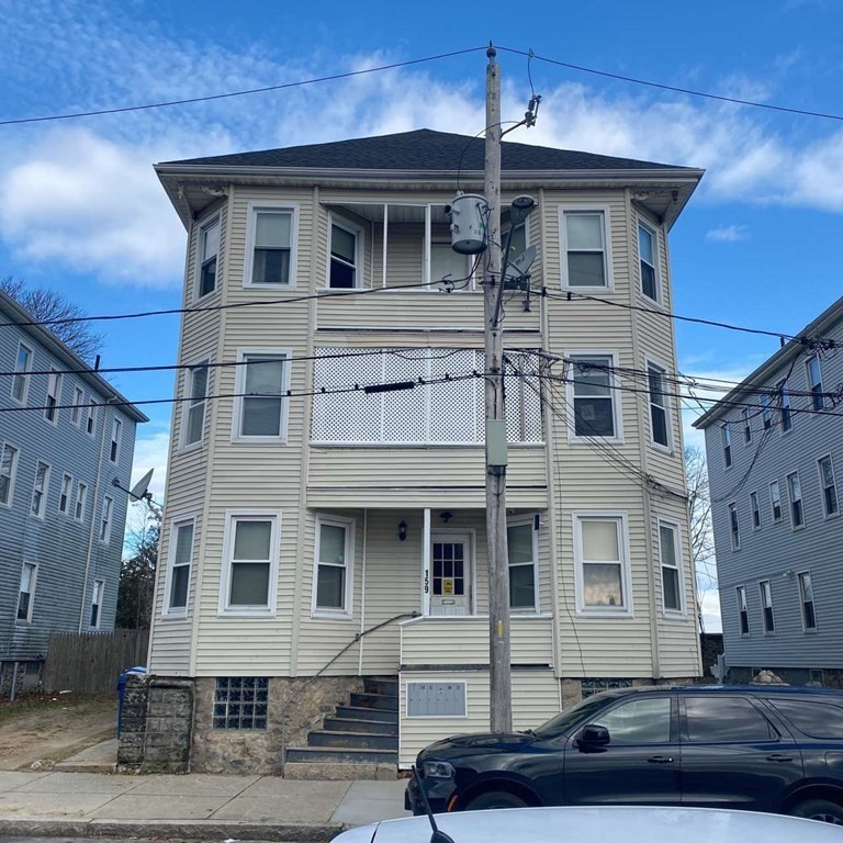159 Frederick St, New Bedford, Massachusetts, 2 Bedrooms Bedrooms, 5 Rooms Rooms,1 BathroomBathrooms,Residential Lease,For Rent,Frederick St,73419217