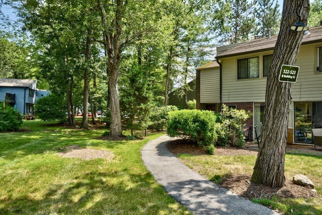 522 Tumbling Hawk, Acton, Massachusetts, 2 Bedrooms Bedrooms, 4 Rooms Rooms,1.5 BathroomsBathrooms,Residential,For Sale,Tumbling Hawk,73432490