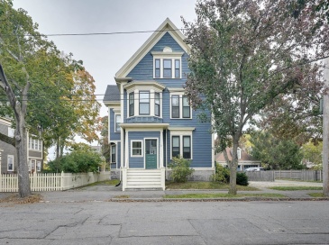 11 Linden St, Salem, Massachusetts, 2 Bedrooms Bedrooms, 4 Rooms Rooms,1 BathroomBathrooms,Residential Lease,For Rent,Linden St,73423381 11 Linden St, Salem, Massachusetts, 2 Bedrooms Bedrooms, 4 Rooms Rooms,1 BathroomBathrooms,Residential Lease,For Rent,Linden St,73423381