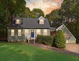 10 Homestead Rd, Bourne, Massachusetts, 3 Bedrooms Bedrooms, 7 Rooms Rooms,1.5 BathroomsBathrooms,Residential,For Sale,Homestead Rd,73438784