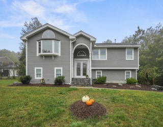 45 Kendall Hill Road, Sterling, Massachusetts, 4 Bedrooms Bedrooms, 7 Rooms Rooms,2 BathroomsBathrooms,Residential,For Sale,Kendall Hill Road,73436379