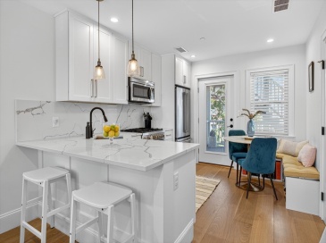 7 Bell Court, Boston, Massachusetts, 2 Bedrooms Bedrooms, 6 Rooms Rooms,2 BathroomsBathrooms,Residential Lease,For Rent,Bell Court,73409287 7 Bell Court, Boston, Massachusetts, 2 Bedrooms Bedrooms, 6 Rooms Rooms,2 BathroomsBathrooms,Residential Lease,For Rent,Bell Court,73409287