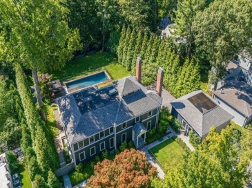 33 Leicester, Brookline, Massachusetts, 5 Bedrooms Bedrooms, 16 Rooms Rooms,4.5 BathroomsBathrooms,Residential,For Sale,Leicester,73362259 33 Leicester, Brookline, Massachusetts, 5 Bedrooms Bedrooms, 16 Rooms Rooms,4.5 BathroomsBathrooms,Residential,For Sale,Leicester,73362259