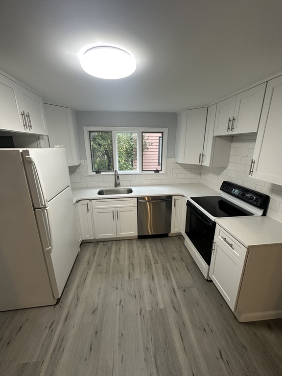 61 Gold Star Road, Cambridge, Massachusetts, 1 Bedroom Bedrooms, 4 Rooms Rooms,1 BathroomBathrooms,Residential Lease,For Rent,Gold Star Road,73442757