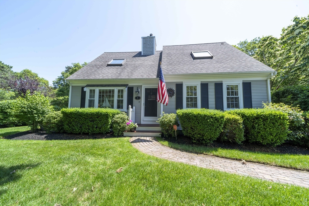 4 Square Rigger Ln, Barnstable, Massachusetts, 3 Bedrooms Bedrooms, 5 Rooms Rooms,2.5 BathroomsBathrooms,Residential,For Sale,Square Rigger Ln,73399970