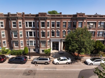 181 Harvard Street, Brookline, Massachusetts, 8 Bedrooms Bedrooms, 17 Rooms Rooms,5 BathroomsBathrooms,Residential Income,For Sale,Harvard Street,73425823