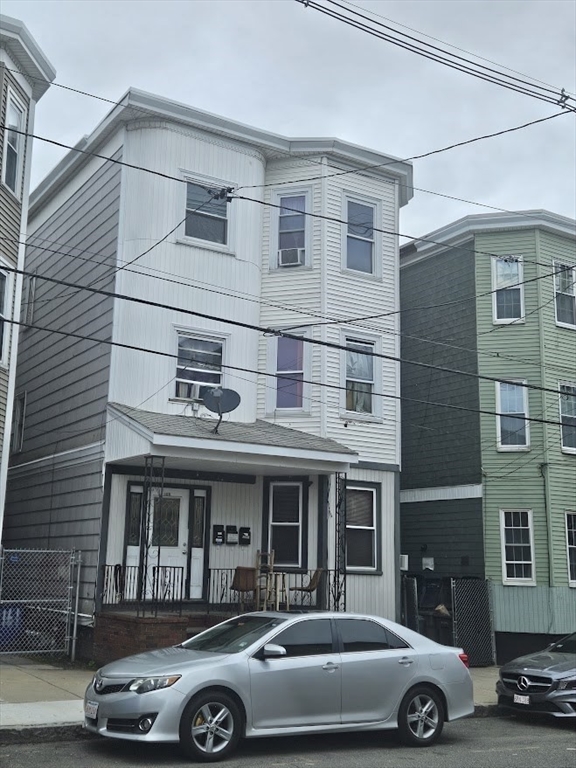 192 Chestnut St, Chelsea, Massachusetts, 11 Bedrooms Bedrooms, 17 Rooms Rooms,3 BathroomsBathrooms,Residential Income,For Sale,Chestnut St,73382787