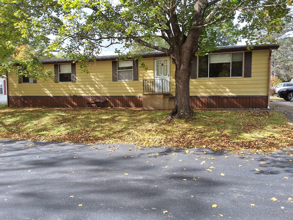 2 Westward Way, Brookfield, Massachusetts, 3 Bedrooms Bedrooms, 7 Rooms Rooms,2 BathroomsBathrooms,Residential,For Sale,Westward Way,73442614