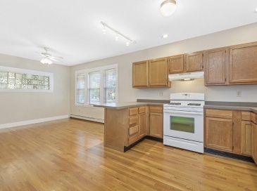 549 Main Street, Watertown, Massachusetts, 2 Bedrooms Bedrooms, 5 Rooms Rooms,1 BathroomBathrooms,Residential Lease,For Rent,Main Street,73445433 549 Main Street, Watertown, Massachusetts, 2 Bedrooms Bedrooms, 5 Rooms Rooms,1 BathroomBathrooms,Residential Lease,For Rent,Main Street,73445433