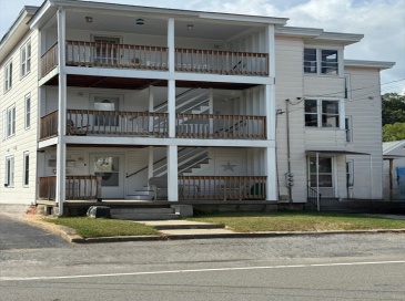 45 Middle Street, Leominster, Massachusetts, 8 Bedrooms Bedrooms, 17 Rooms Rooms,3.5 BathroomsBathrooms,Residential Income,For Sale,Middle Street,73437820