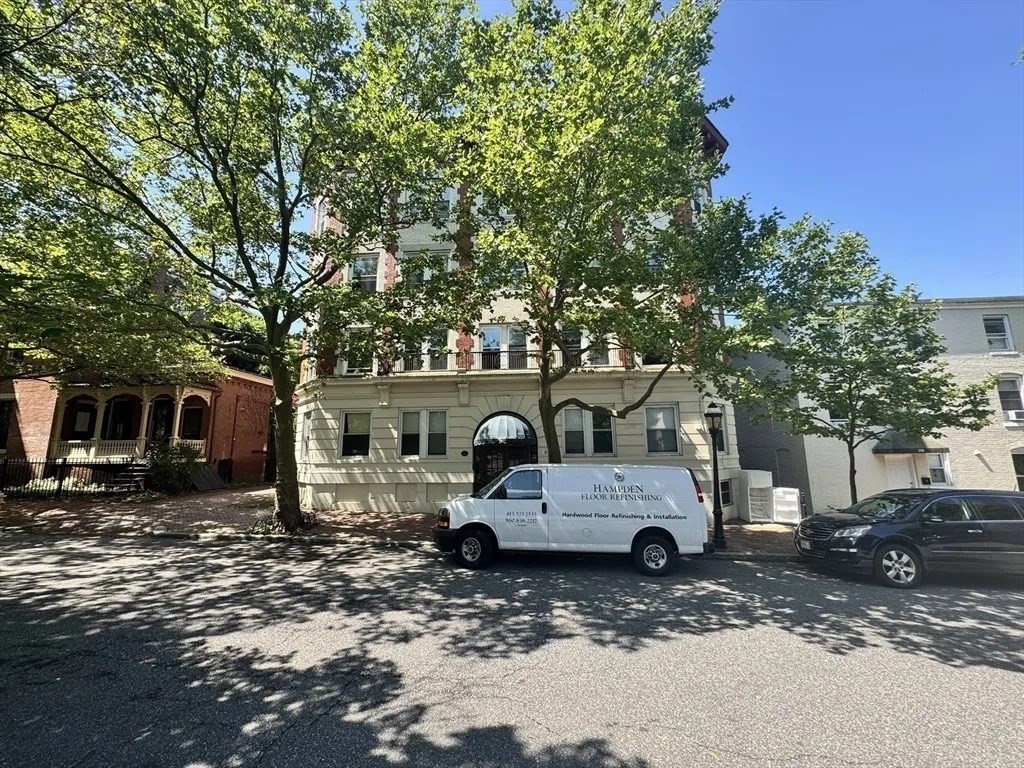 66 Mattoon St, Springfield, Massachusetts, 2 Bedrooms Bedrooms, 4 Rooms Rooms,1 BathroomBathrooms,Residential Lease,For Rent,Mattoon St,73438751