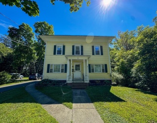 785 Main St, Amherst, Massachusetts, 7 Bedrooms Bedrooms, 12 Rooms Rooms,2 BathroomsBathrooms,Residential Income,For Sale,Main St,73428448