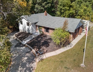 26 W Temple St, Boylston, Massachusetts, 3 Bedrooms Bedrooms, 5 Rooms Rooms,2.5 BathroomsBathrooms,Residential,For Sale,W Temple St,73434711