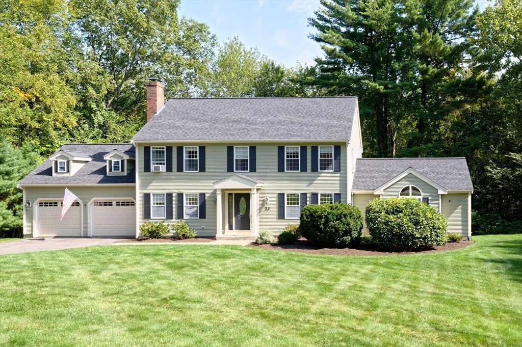 23 Forest Park Dr, Mendon, Massachusetts, 4 Bedrooms Bedrooms, 8 Rooms Rooms,2.5 BathroomsBathrooms,Residential,For Sale,Forest Park Dr,73431604