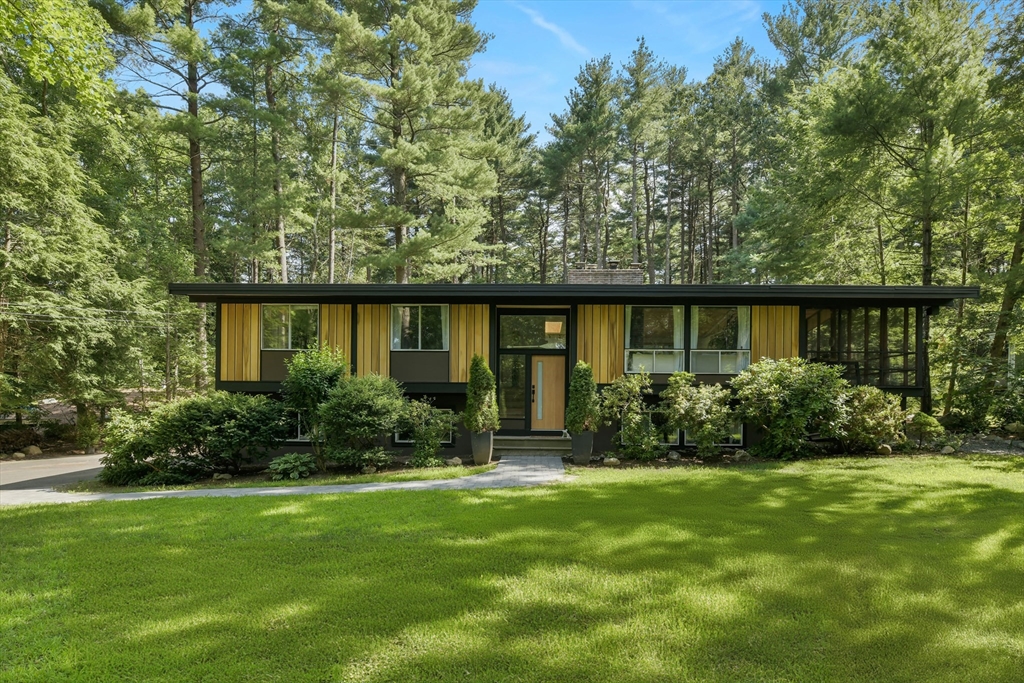 28 Joyce Road, Wayland, Massachusetts, 3 Bedrooms Bedrooms, 6 Rooms Rooms,2.5 BathroomsBathrooms,Residential,For Sale,Joyce Road,73437595