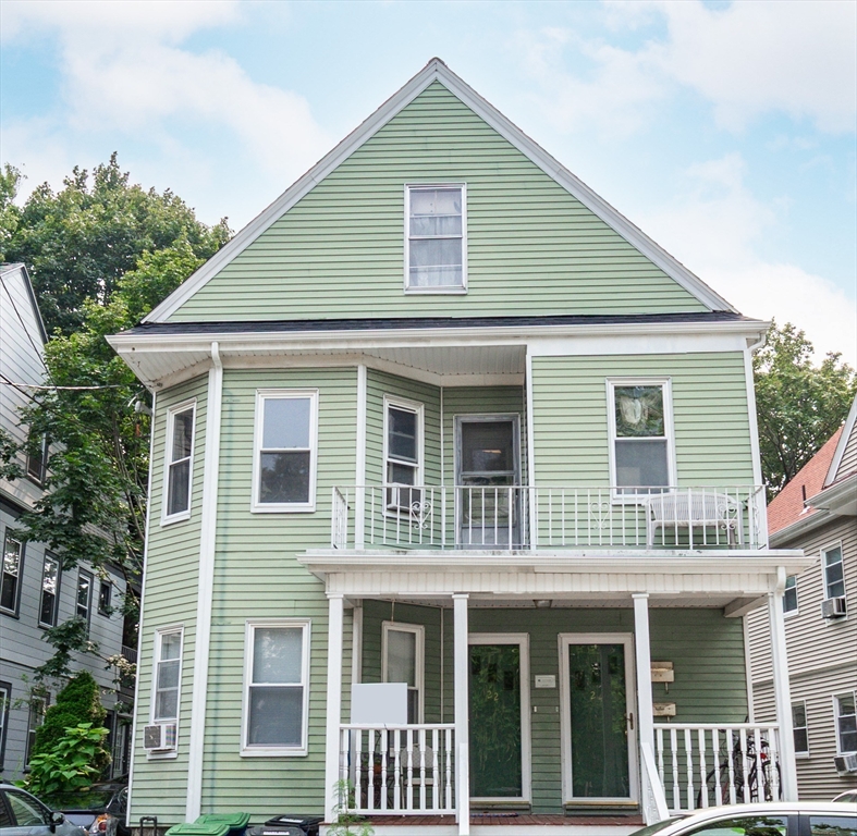 24 Aberdeen Rd, Somerville, Massachusetts, 3 Bedrooms Bedrooms, 6 Rooms Rooms,1 BathroomBathrooms,Residential Lease,For Rent,Aberdeen Rd,73414236