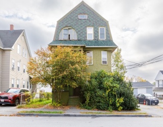 10 Tower St, Worcester, Massachusetts, 6 Bedrooms Bedrooms, 15 Rooms Rooms,3 BathroomsBathrooms,Residential Income,For Sale,Tower St,73442734