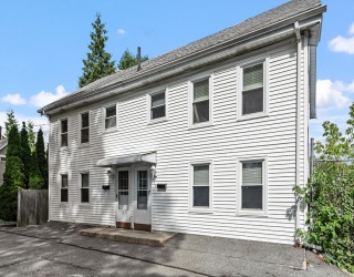 7-9 Oriental Court, Stoneham, Massachusetts, 4 Bedrooms Bedrooms, 9 Rooms Rooms,2 BathroomsBathrooms,Residential Income,For Sale,Oriental Court,73407279