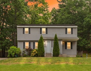 55-57 Pineneedle Ln, Mansfield, Massachusetts, 5 Bedrooms Bedrooms, 14 Rooms Rooms,3 BathroomsBathrooms,Residential Income,For Sale,Pineneedle Ln,73388551