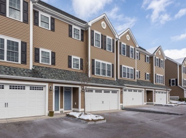 1405 Commerce Way, Attleboro, Massachusetts, 3 Bedrooms Bedrooms, 5 Rooms Rooms,2.5 BathroomsBathrooms,Residential Lease,For Rent,Commerce Way,73445816