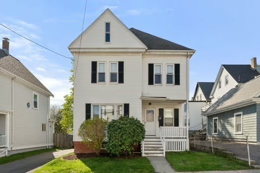 111 Walnut St, Everett, Massachusetts, 4 Bedrooms Bedrooms, 8 Rooms Rooms,1 BathroomBathrooms,Residential,For Sale,Walnut St,73366702