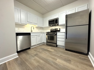 1500 Worcester Rd., Framingham, Massachusetts, 2 Bedrooms Bedrooms, 5 Rooms Rooms,2 BathroomsBathrooms,Residential Lease,For Rent,Worcester Rd.,73443084