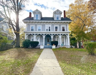 286 South Main Street, Haverhill, Massachusetts, 1 Bedroom Bedrooms, 3 Rooms Rooms,1 BathroomBathrooms,Residential Lease,For Rent,South Main Street,73450055