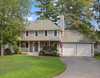 3 Lakeside Ave, Hudson, Massachusetts, 3 Bedrooms Bedrooms, 8 Rooms Rooms,2.5 BathroomsBathrooms,Residential,For Sale,Lakeside Ave,73428480