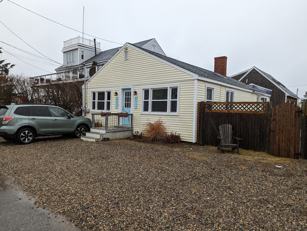 12 67th Street, Newburyport, Massachusetts, 2 Bedrooms Bedrooms, 5 Rooms Rooms,1 BathroomBathrooms,Residential Lease,For Rent,67th Street,73436652