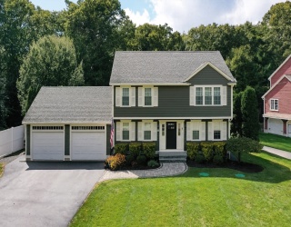 96 Kevins Way, Easton, Massachusetts, 3 Bedrooms Bedrooms, 11 Rooms Rooms,2 BathroomsBathrooms,Residential,For Sale,Kevins Way,73431397