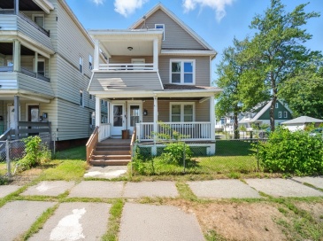 56-58 Phoenix St, Springfield, Massachusetts, 7 Bedrooms Bedrooms, 14 Rooms Rooms,3 BathroomsBathrooms,Residential Income,For Sale,Phoenix St,73422376