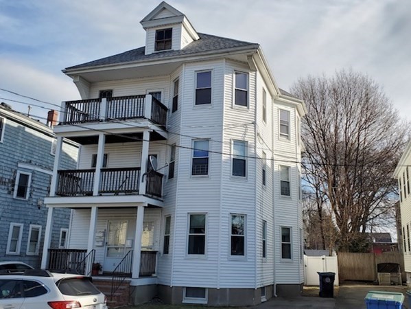 11 Davis Road, Belmont, Massachusetts, 2 Bedrooms Bedrooms, 5 Rooms Rooms,1 BathroomBathrooms,Residential Lease,For Rent,Davis Road,73434272