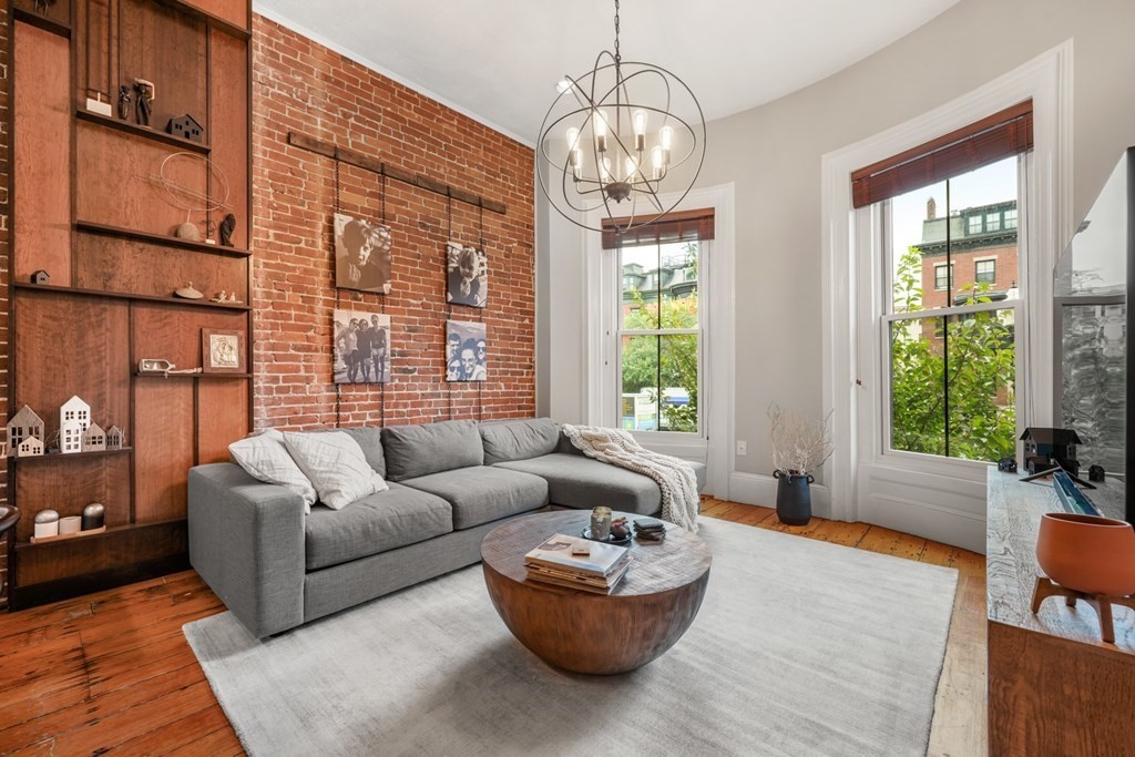 484 Massachusetts Ave, Boston, Massachusetts, 1 Bedroom Bedrooms, 3 Rooms Rooms,1 BathroomBathrooms,Residential Lease,For Rent,Massachusetts Ave,73441711