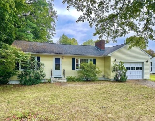 16 Coolidge Ave, Greenfield, Massachusetts, 2 Bedrooms Bedrooms, 4 Rooms Rooms,2 BathroomsBathrooms,Residential,For Sale,Coolidge Ave,73437277