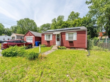 82 Redfern Drive, Springfield, Massachusetts, 2 Bedrooms Bedrooms, 4 Rooms Rooms,1 BathroomBathrooms,Residential,For Sale,Redfern Drive,73387625