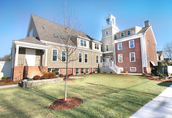 99 Essex, Melrose, Massachusetts, 2 Bedrooms Bedrooms, 4 Rooms Rooms,2 BathroomsBathrooms,Residential Lease,For Rent,Essex,73451052