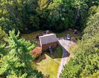 16 Jericho Dr, Kingston, New Hampshire, 3 Bedrooms Bedrooms, 8 Rooms Rooms,1.5 BathroomsBathrooms,Residential,For Sale,Jericho Dr,73436754