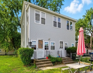 175 Pendexter Ave, Chicopee, Massachusetts, 2 Bedrooms Bedrooms, 8 Rooms Rooms,2.5 BathroomsBathrooms,Residential Income,For Sale,Pendexter Ave,73428243