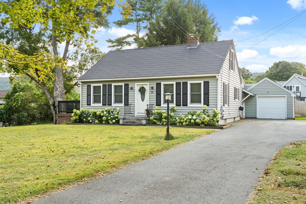 250 Plain Rd, Greenfield, Massachusetts, 4 Bedrooms Bedrooms, 7 Rooms Rooms,2 BathroomsBathrooms,Residential,For Sale,Plain Rd,73426897